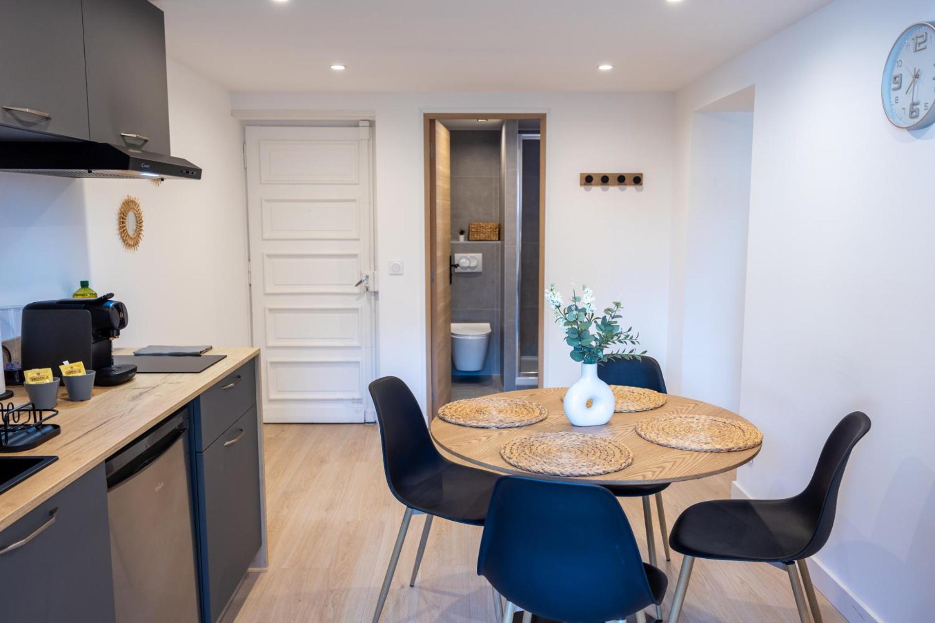 Destination Royale Apartment Annecy Ngoại thất bức ảnh